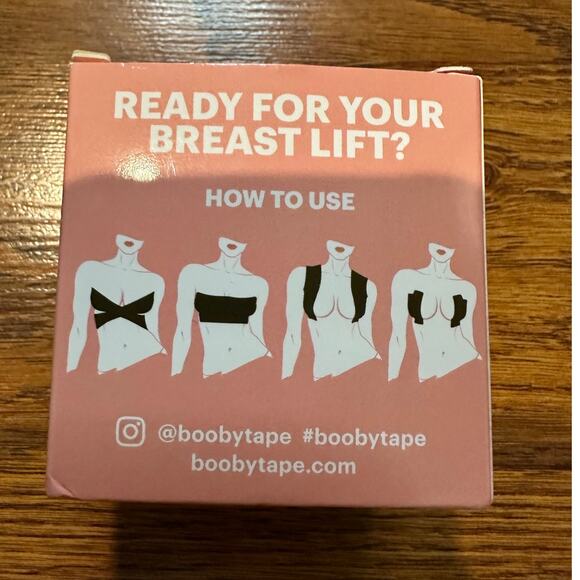 Booby Tape The Original Breast Tape New in Box Braless Support Lift Tape - Picture 3 of 3
